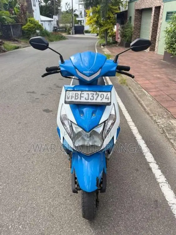 Honda Dio 2017 Motorbike (Used)