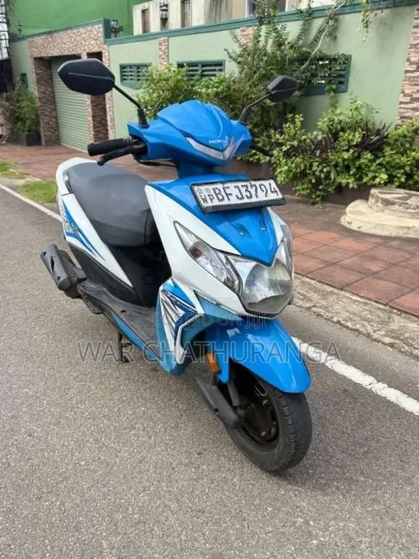 Honda Dio 2017 Motorbike (Used)