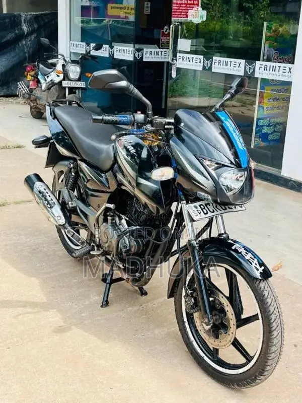 Bajaj Pulsar 150 2015 Motorbike (Used)