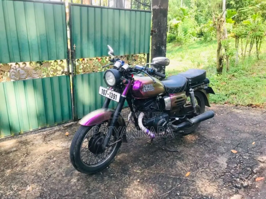 Honda CD125 TWIN 1985 Motorbike (Used)