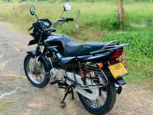 Bajaj CT-100 2014 Motorbike (Used)