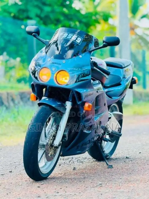 Honda CBR 250 2012 Motorbike (Used)