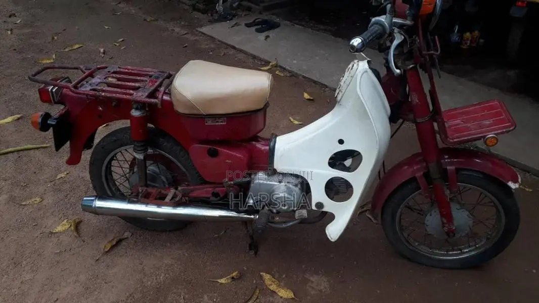 Honda MD70 2000 Motorbike (Used)