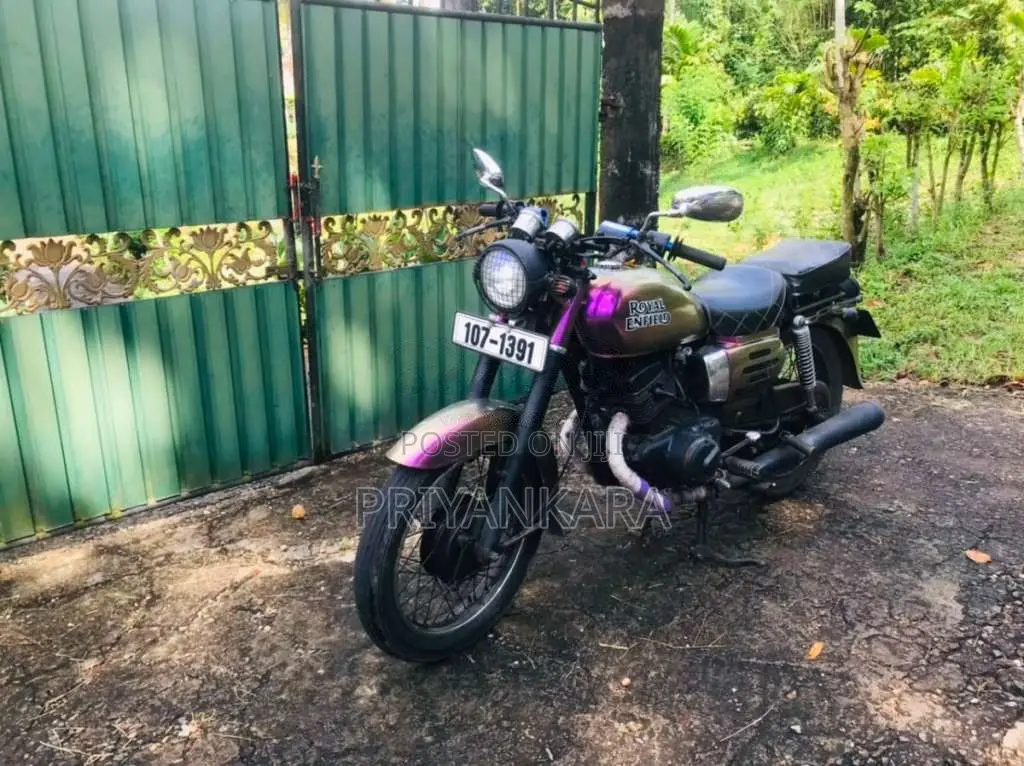 Honda CD125 TWIN 1985 Motorbike (Used)