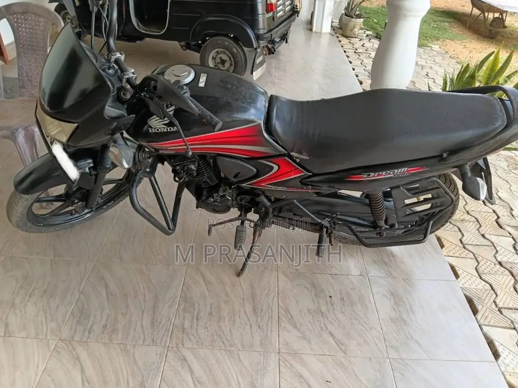 Honda Dream Yuga 2013 Motorbike (Used)