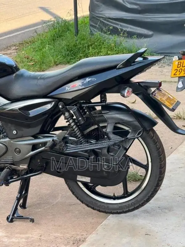 Bajaj Pulsar 150 2015 Motorbike (Used)