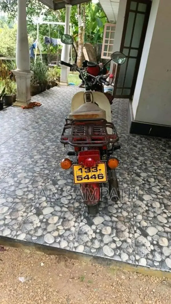 Honda MD 90 1990 Motorbike (Used)