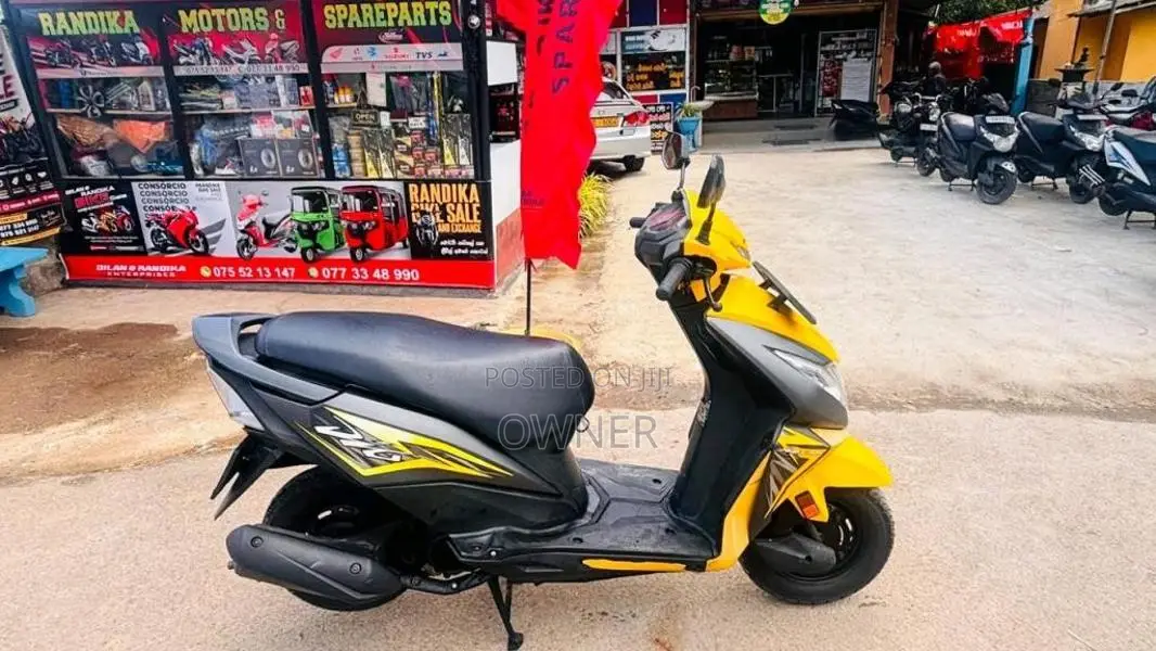 Honda Dio 2017 Motorbike (Used)