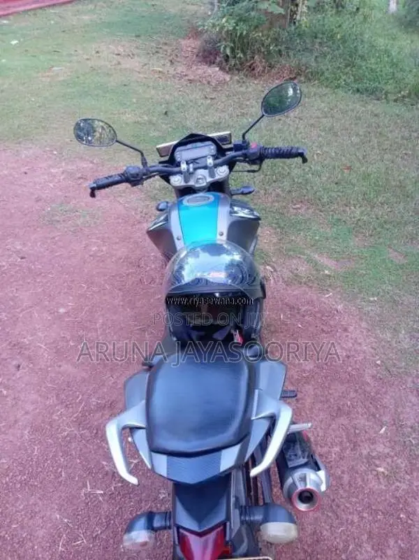 Yamaha FZ Version 2.0 2019 Motorbike (Used)