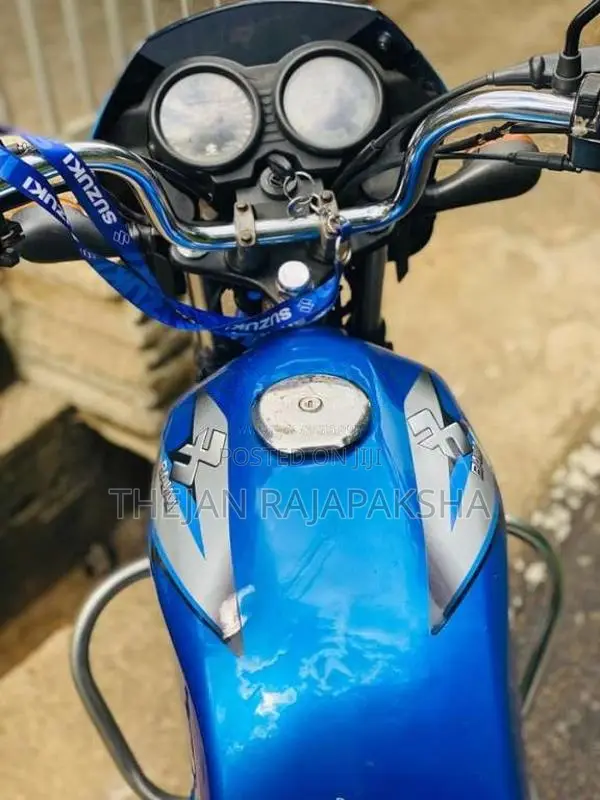 Bajaj CT-100 2010 Motorbike (Used)