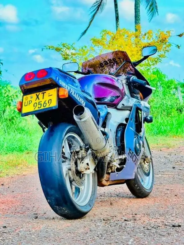 Honda CBR 250 2012 Motorbike (Used)