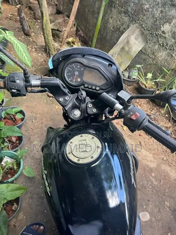 Bajaj Pulsar 150 2015 Motorbike (Used)