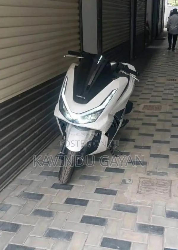 Honda PCX Japan 2025 Motorbike (Used)