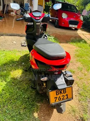 Hero Xoom 110 2025 Motorbike (Used)