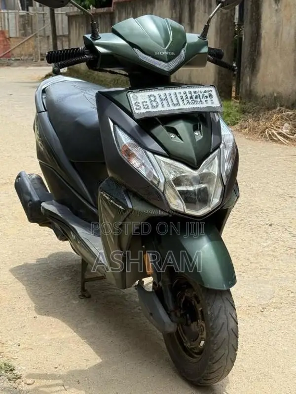 Honda Dio Dx 2019 Motorbike (Used)