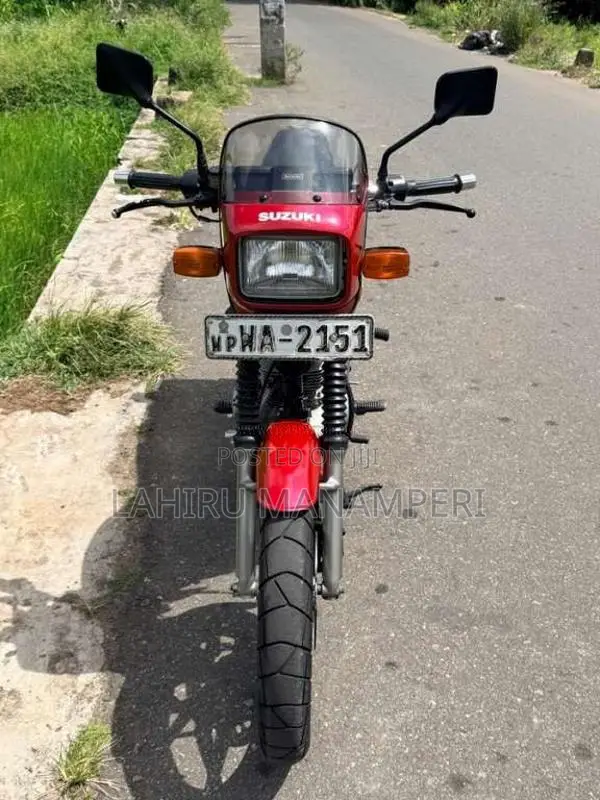 Suzuki GS125 2008 Motorbike (Used)