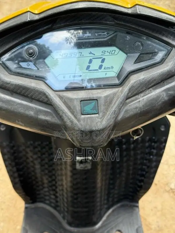 Honda Dio Dx 2019 Motorbike (Used)