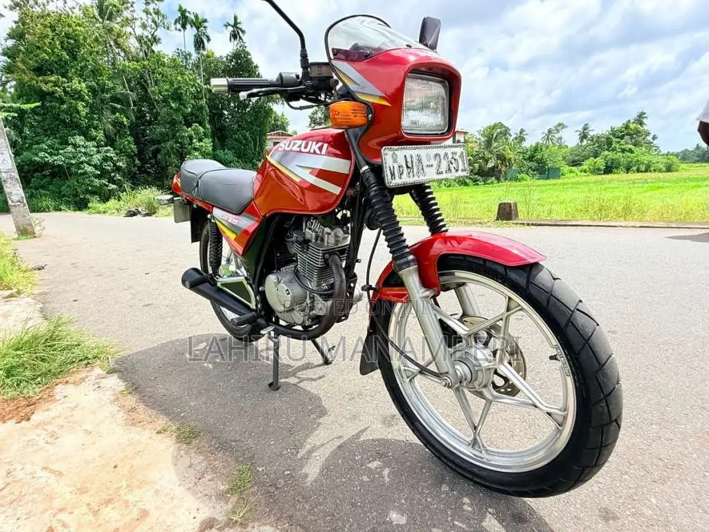 Suzuki GS125 2008 Motorbike (Used)