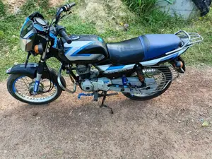 Bajaj CT-100 2010 Motorbike (Used)