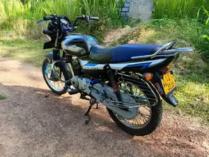 Bajaj CT-100 2010 Motorbike (Used)