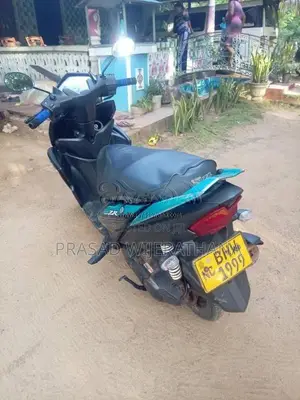 Yamaha Zr 2019 Motorbike (Used)