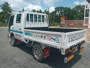 Isuzu ISUZU 1980 Crew Cab (Used)