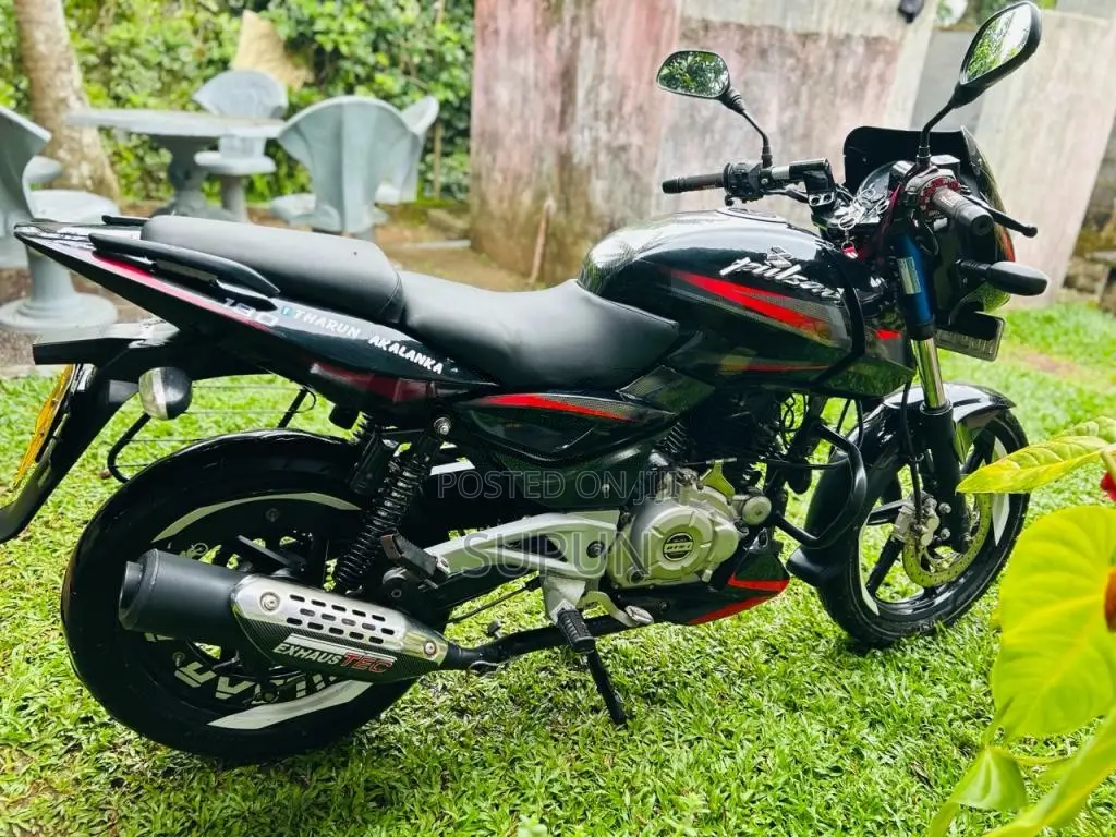 Bajaj Pulsar 2016 Motorbike (Used)