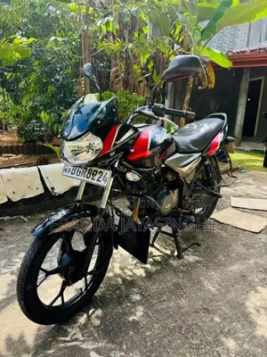 Bajaj Discover 2018 Motorbike (Used)