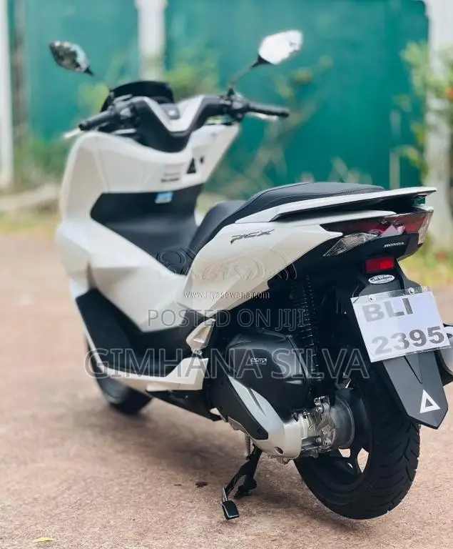 Honda Pcx 2026 Motorbike (Used)