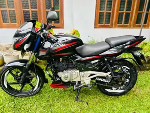 Bajaj Pulsar 2016 Motorbike (Used)