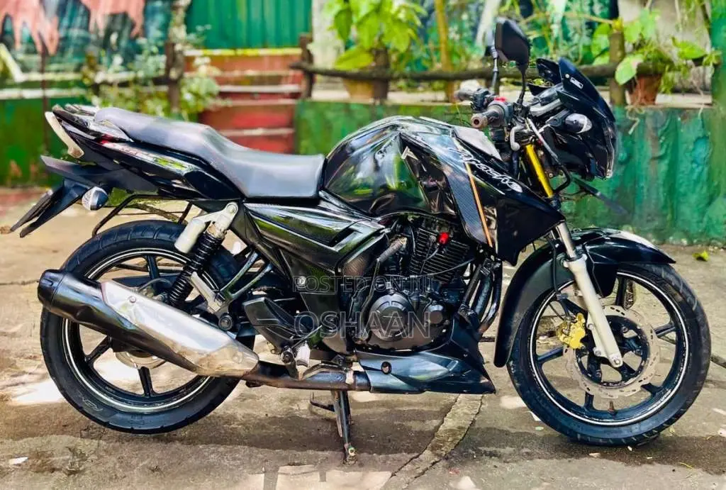 TVS APACHE 2016 Motorbike (Used)