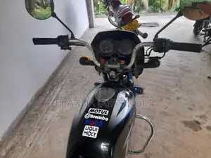 Bajaj CT-100 2010 Motorbike (Used)
