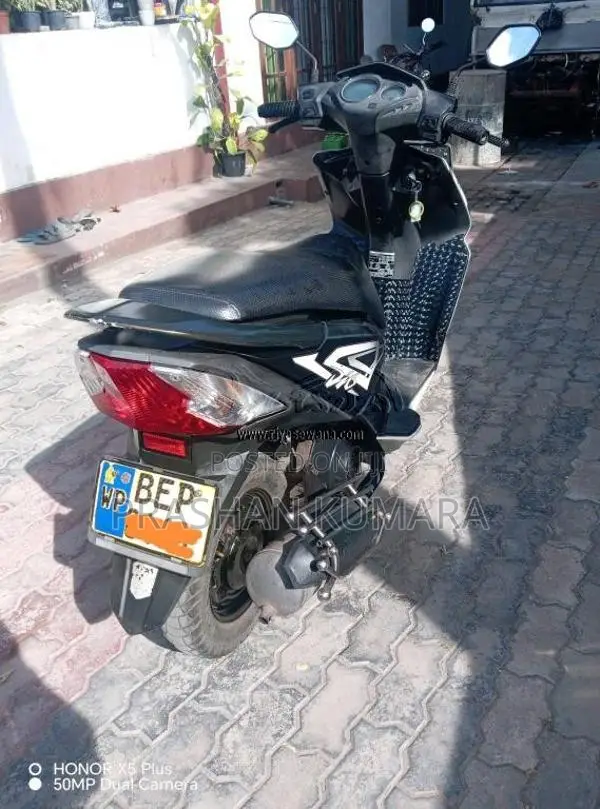 Honda Dio 2016 Motorbike (Used)