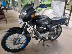 Bajaj CT-100 2010 Motorbike (Used)