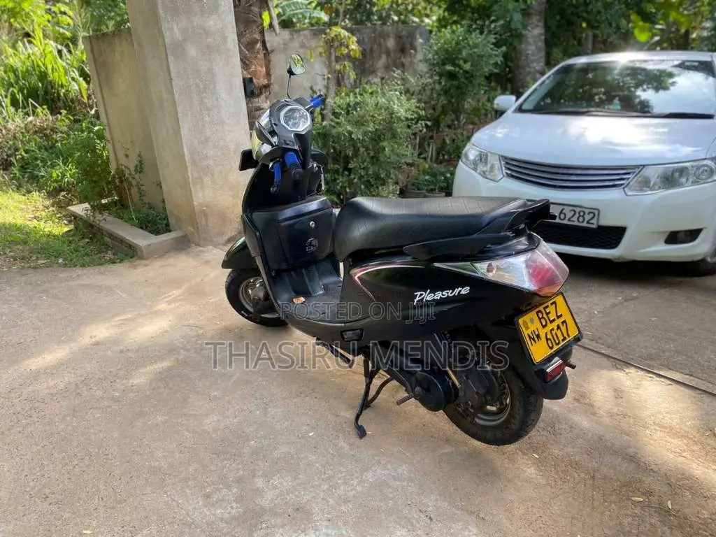 Hero Pleasure 2017 Motorbike (Used)