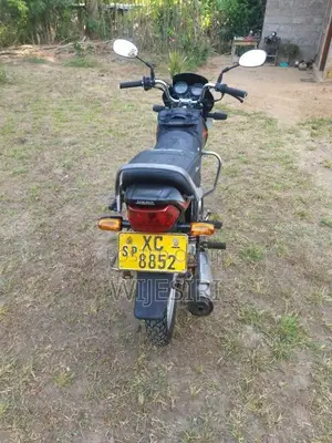 Hero-Honda Cd Deluxe 2011 Motorbike (Used)