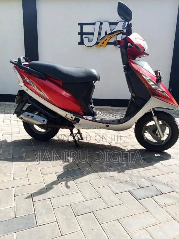 TVS Scooty Streak 2017 Motorbike (Used)