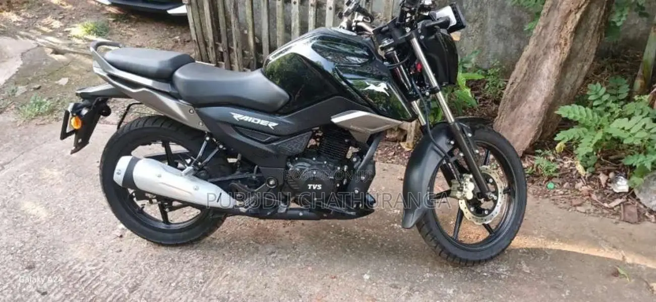 TVS RAIDER 2025 Motorbike (Used)