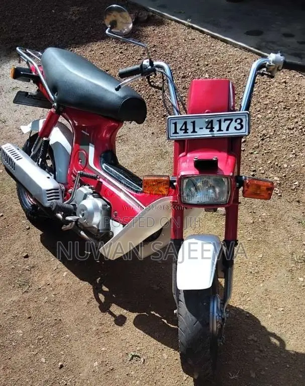 Honda Chaly 1993 Motorbike (Used)