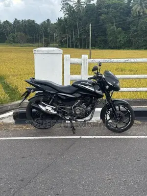 Bajaj Pulsar 150 2016 Motorbike (Used)