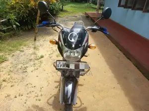 Bajaj CT-100 2010 Motorbike (Used)