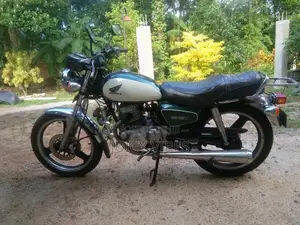 Honda CM 125 1987 Motorbike (Used)