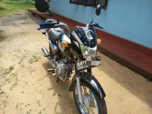 Bajaj CT-100 2010 Motorbike (Used)