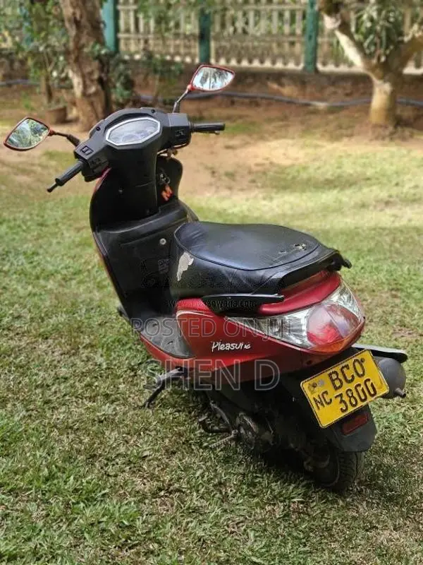Hero Pleasure 2015 Motorbike (Used)
