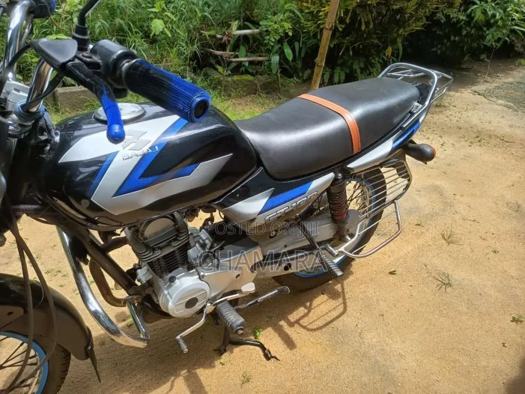 Bajaj CT-100 2010 Motorbike (Used)