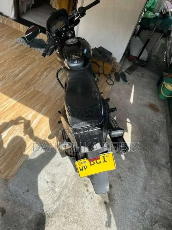 Bajaj Pulsar 2015 Motorbike (Used)