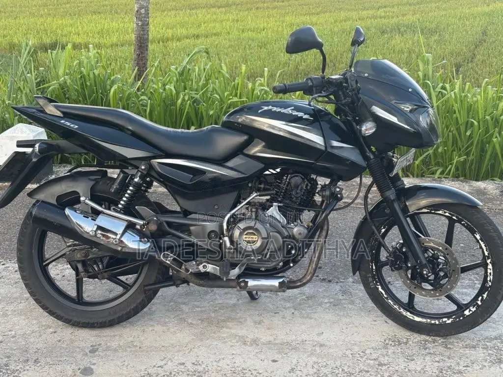 Bajaj Pulsar 150 2016 Motorbike (Used)