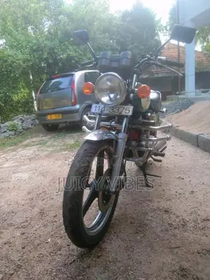 Honda CM 125 1987 Motorbike (Used)