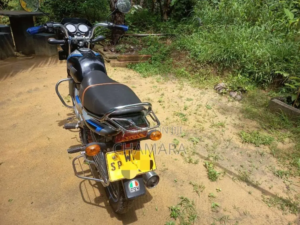 Bajaj CT-100 2010 Motorbike (Used)