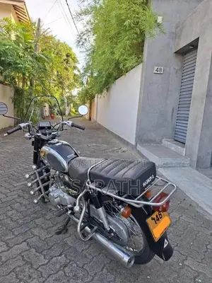 Honda Cd 125 Benly 1997 Motorbike (Used)